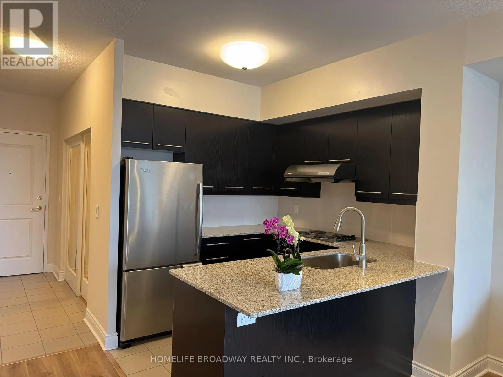 A1103 - 11211 YONGE STREET