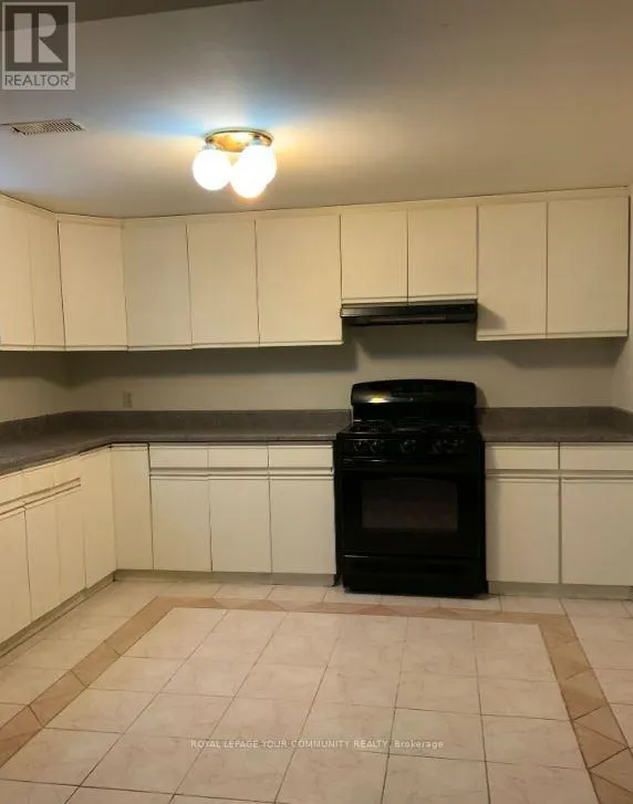 89 BOND CRESCENT