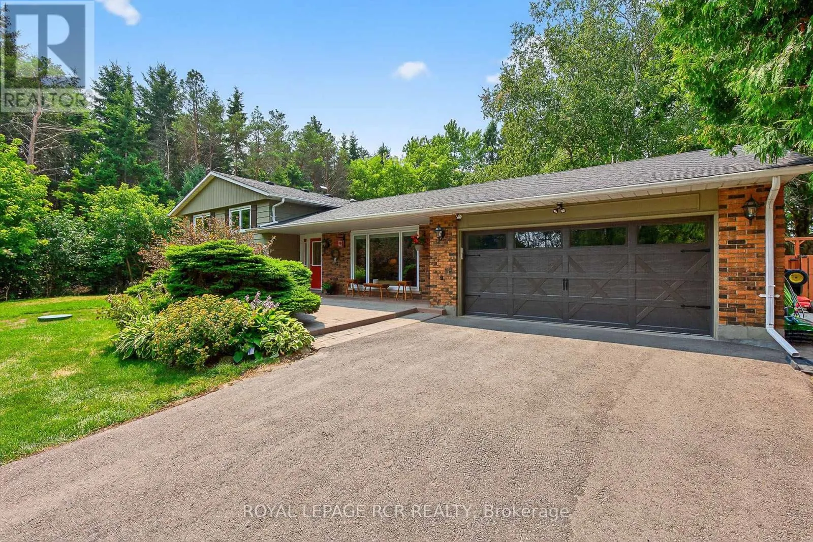 7140 CONCESSION 3 ROAD