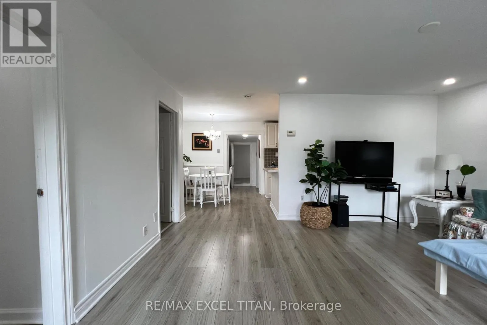 278 PASADENA DRIVE