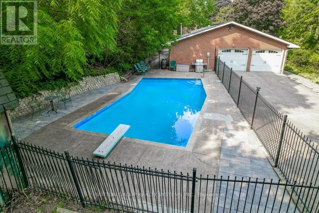 26 HARRIMAN ROAD