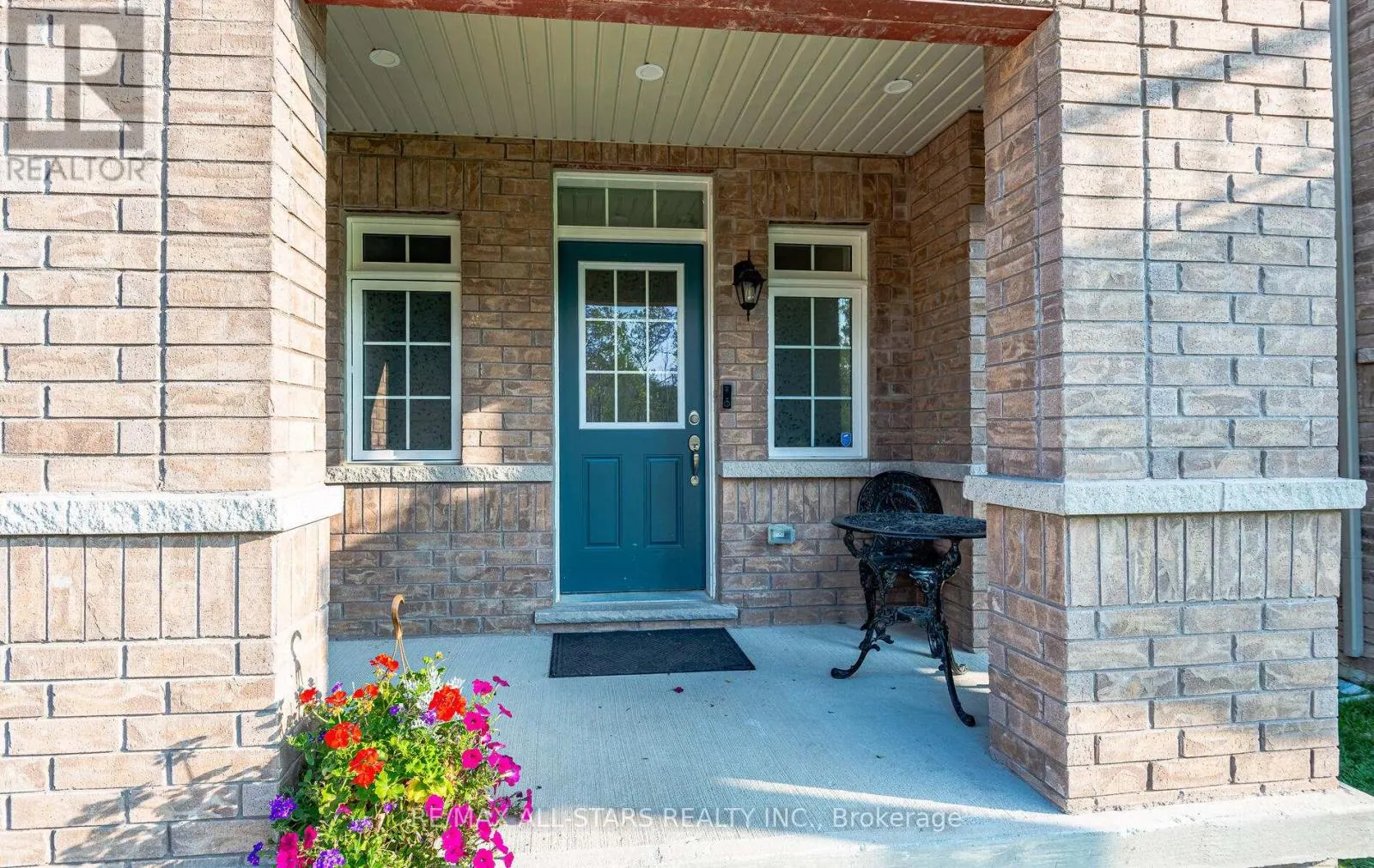 65 CLIFF THOMPSON COURT