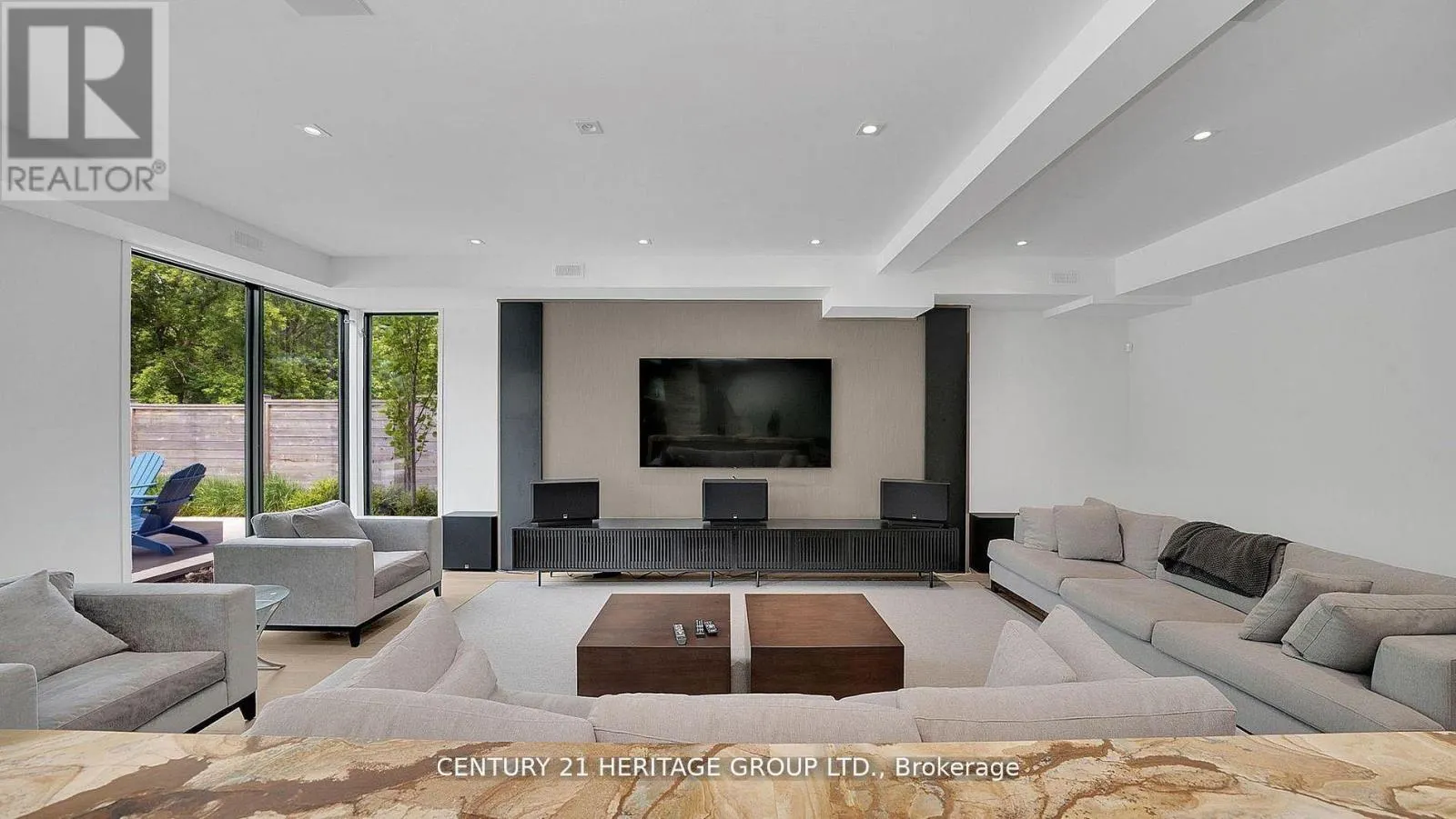 52 NORMAN DRIVE