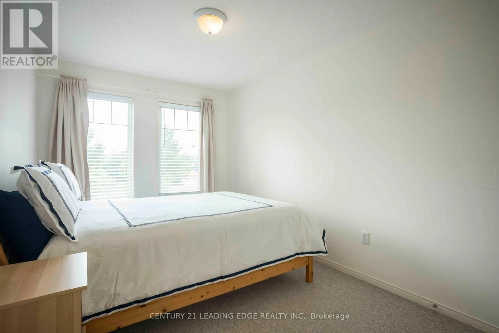 31 NW PASSAGE
