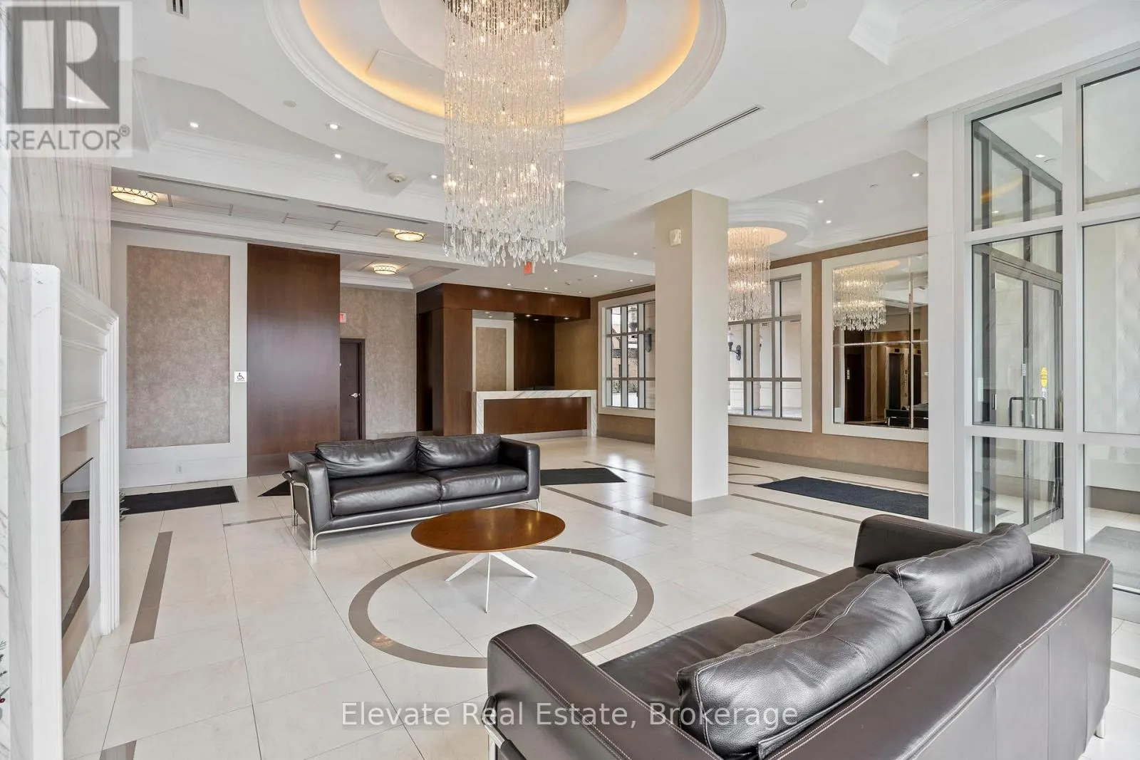 322 - 2396 MAJOR MACKENZIE DRIVE