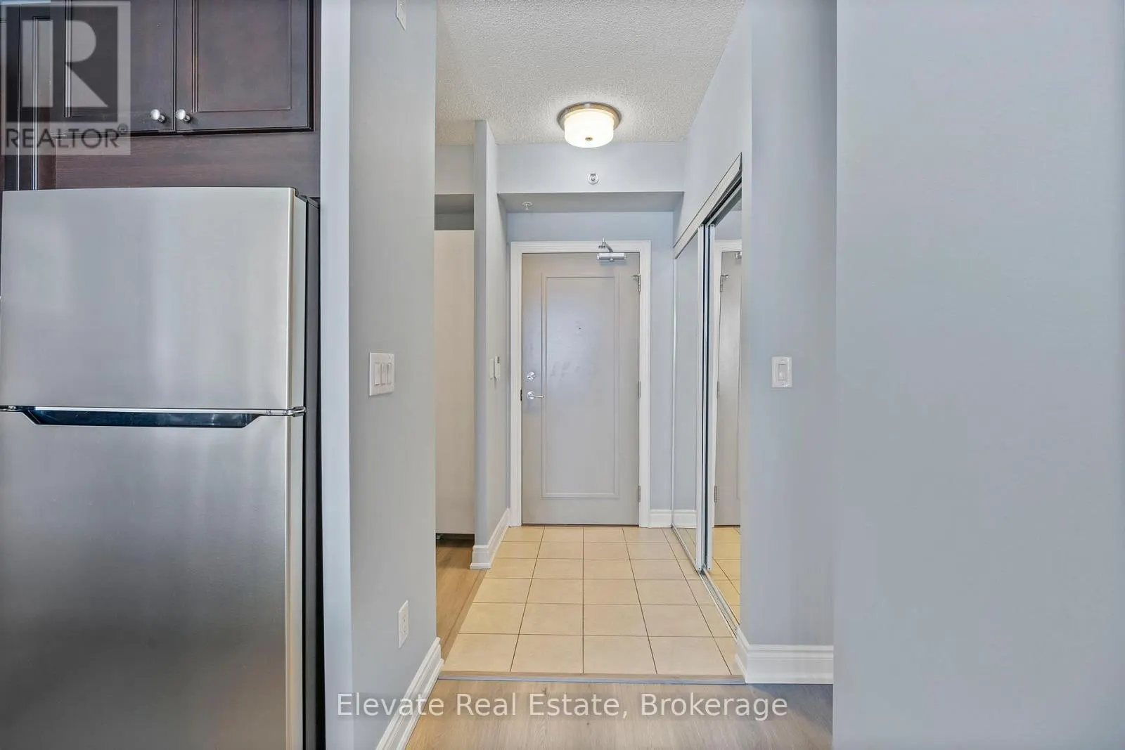 322 - 2396 MAJOR MACKENZIE DRIVE