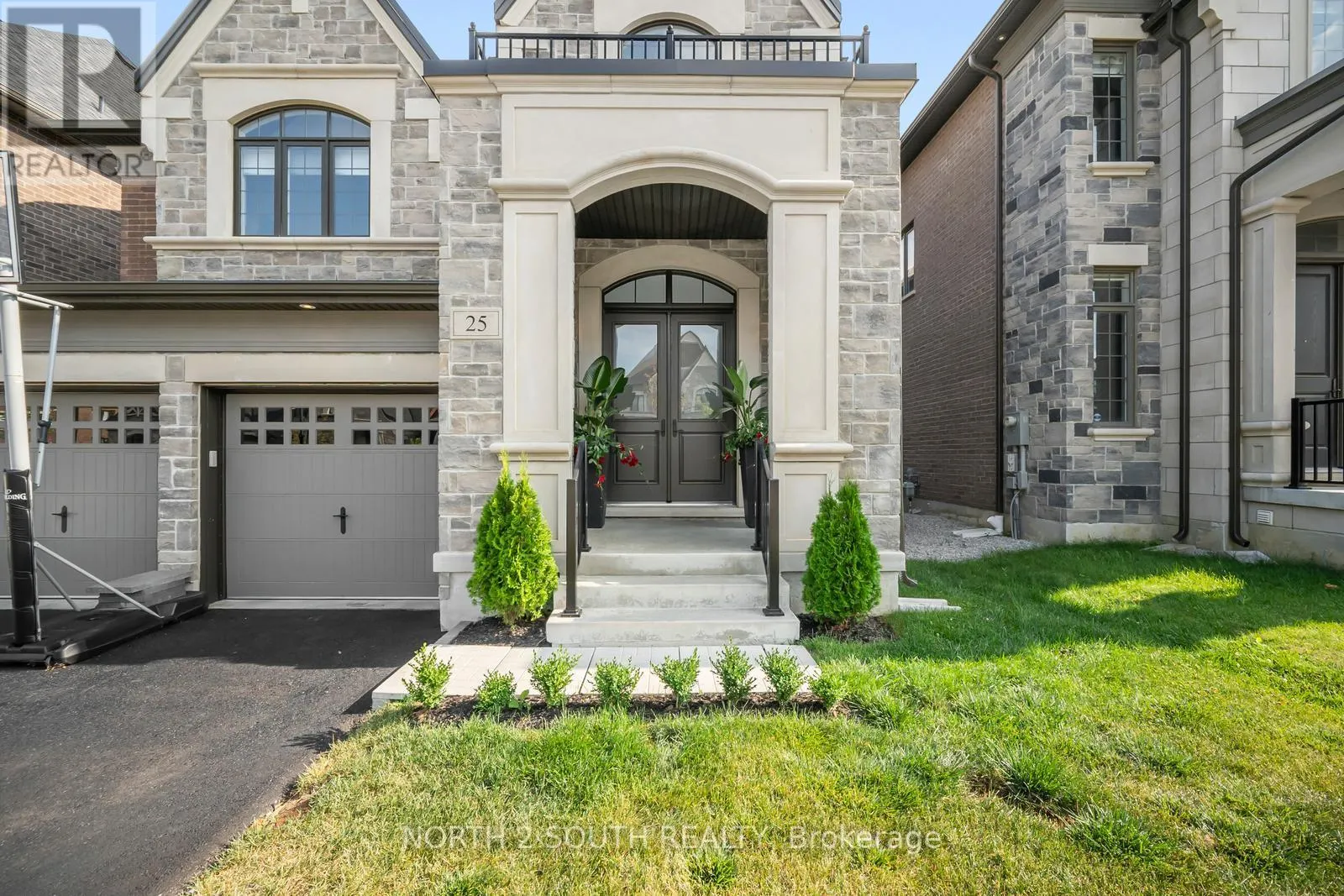 25 PINE HEIGHTS DRIVE