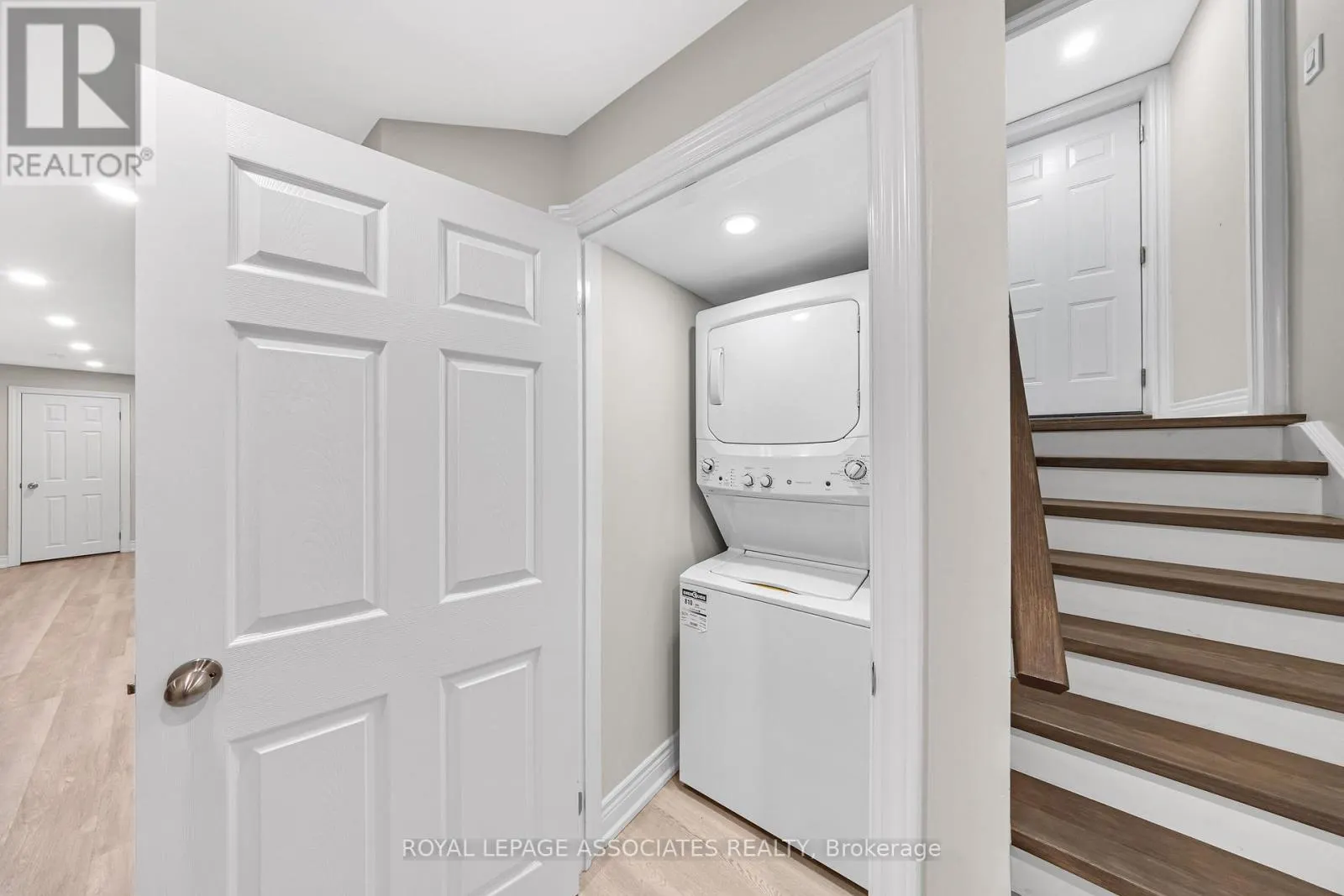 89 DELBERT CIRCLE