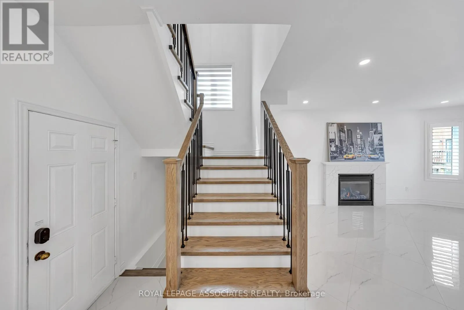89 DELBERT CIRCLE
