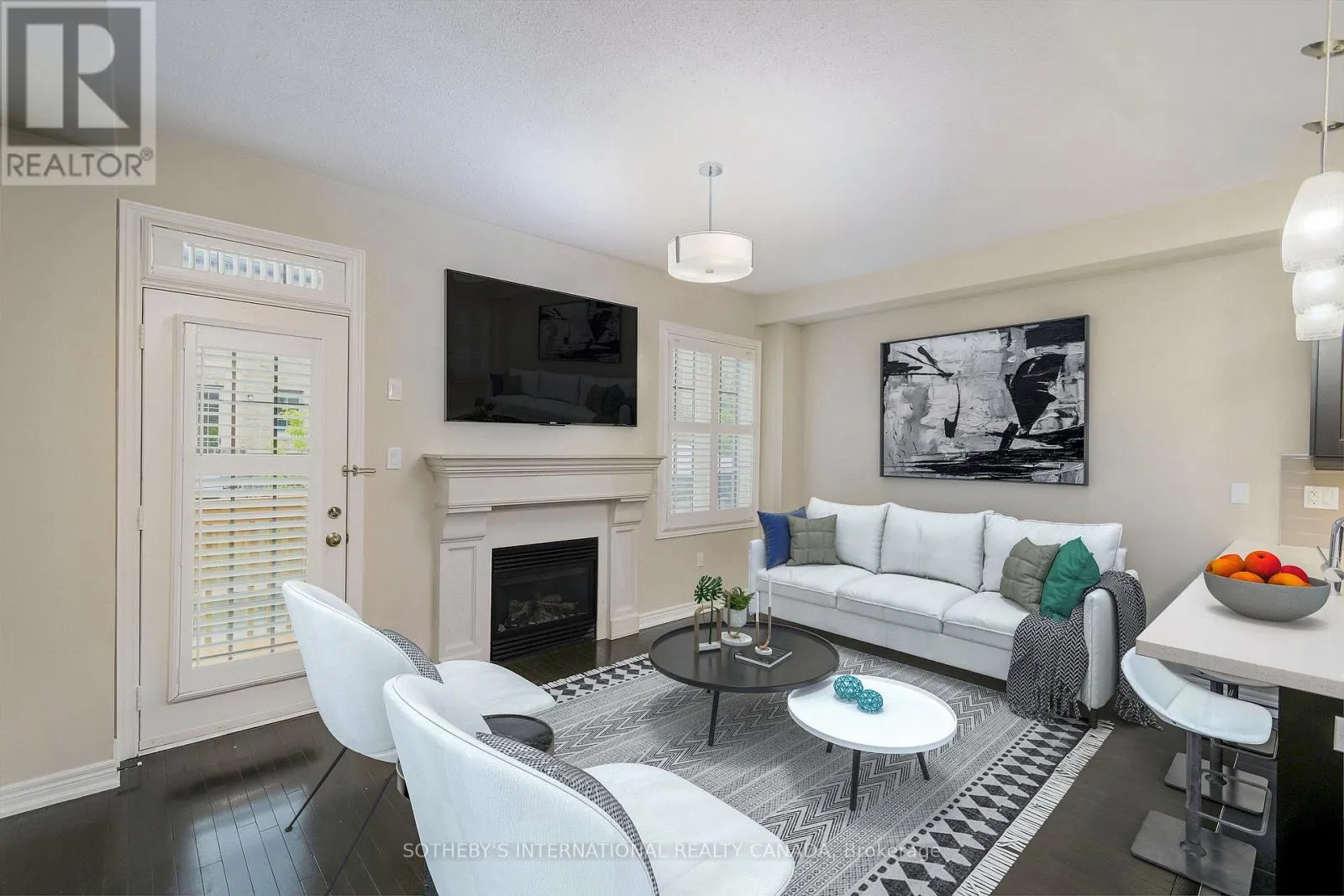 MAIN - 86 ALEXIE WAY