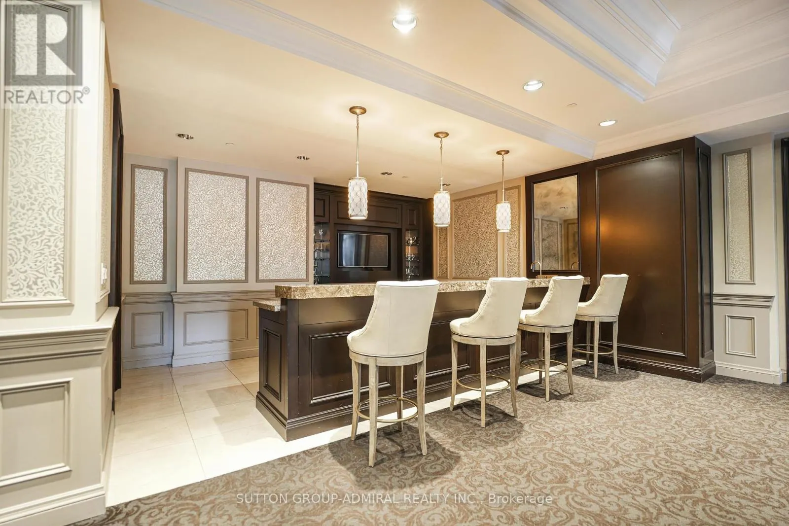 1016 - 9255 JANE STREET