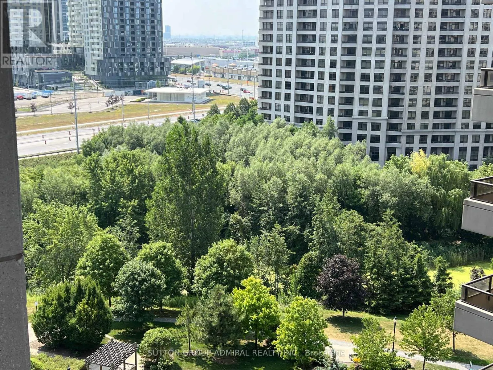 1016 - 9255 JANE STREET