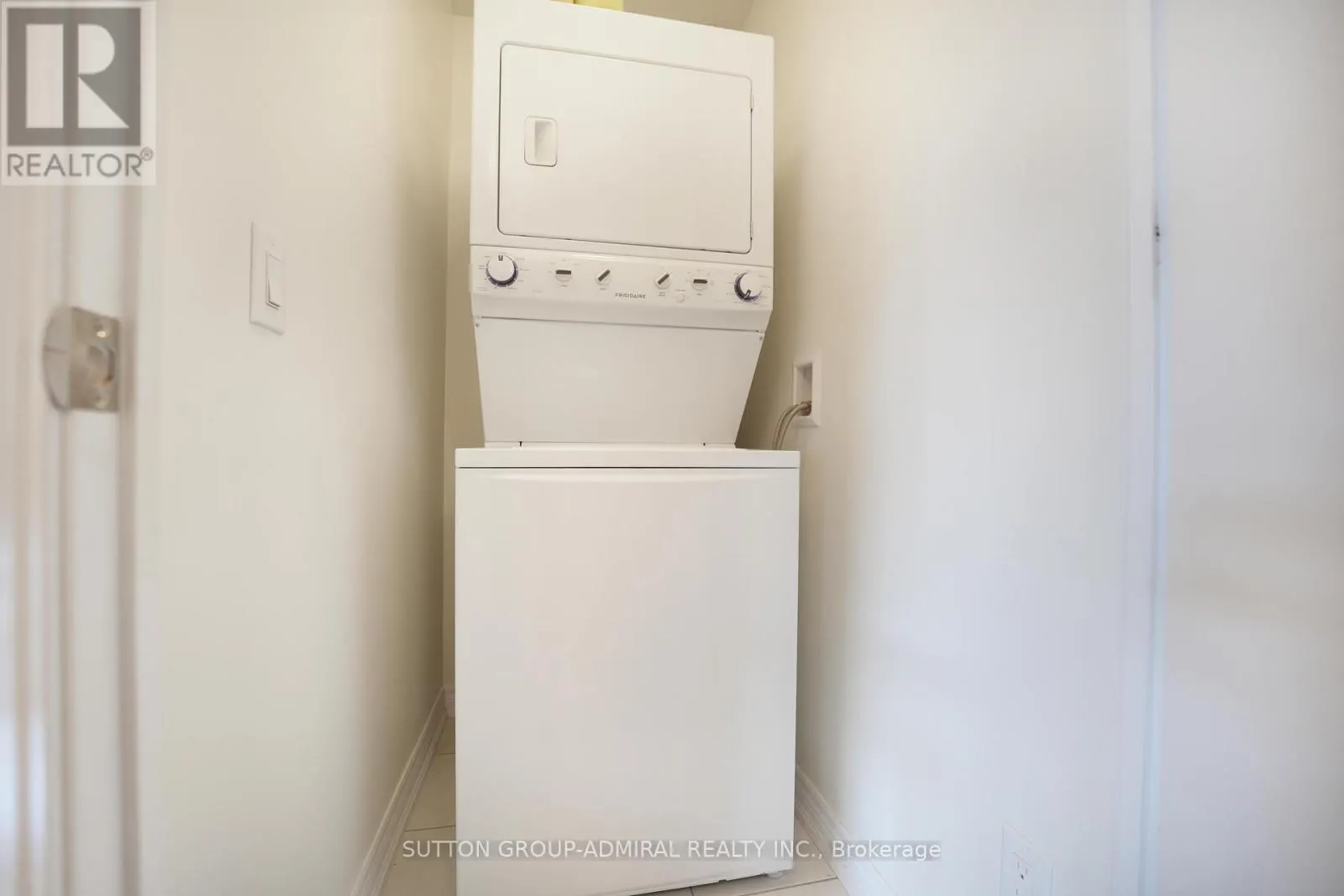 1016 - 9255 JANE STREET