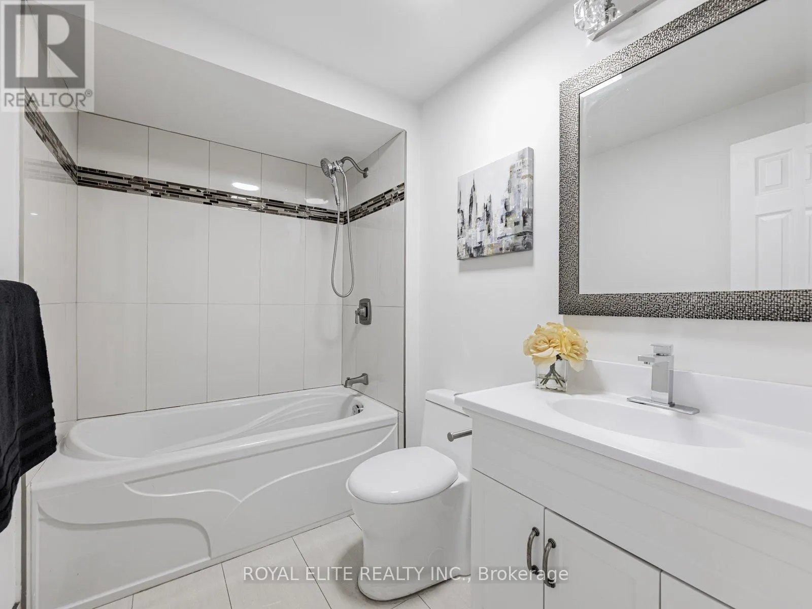 29 ASHMORE CRESCENT