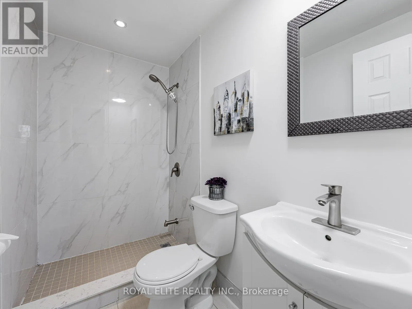29 ASHMORE CRESCENT