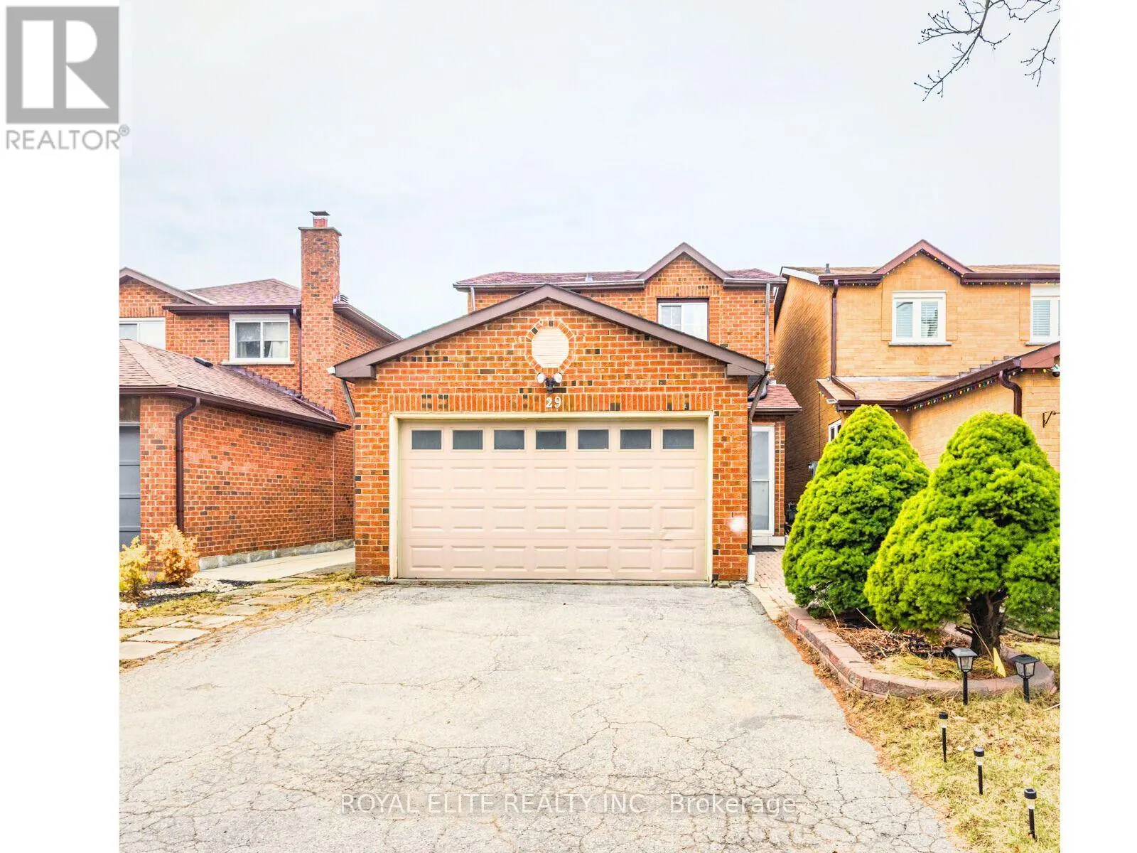 29 ASHMORE CRESCENT
