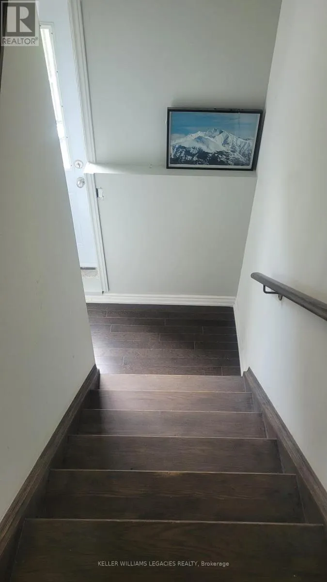 2300 GRAINGER LOOP
