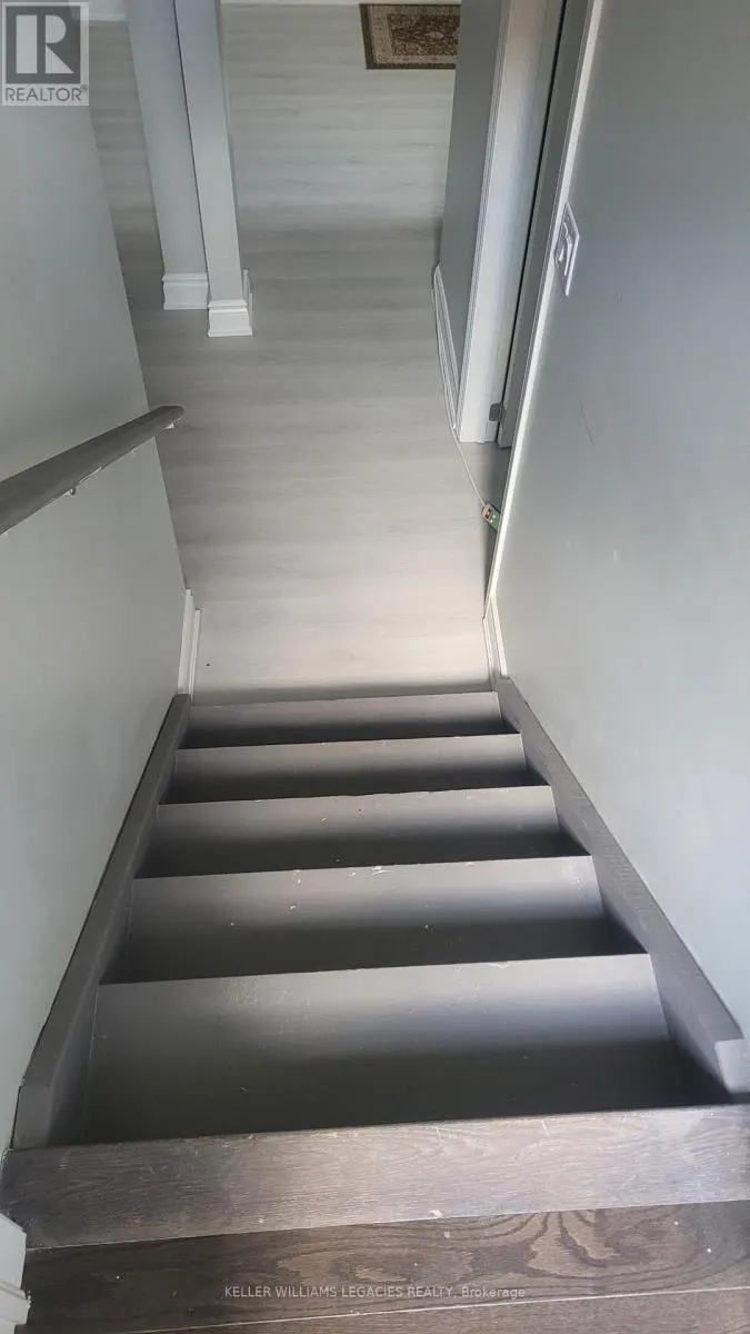 2300 GRAINGER LOOP