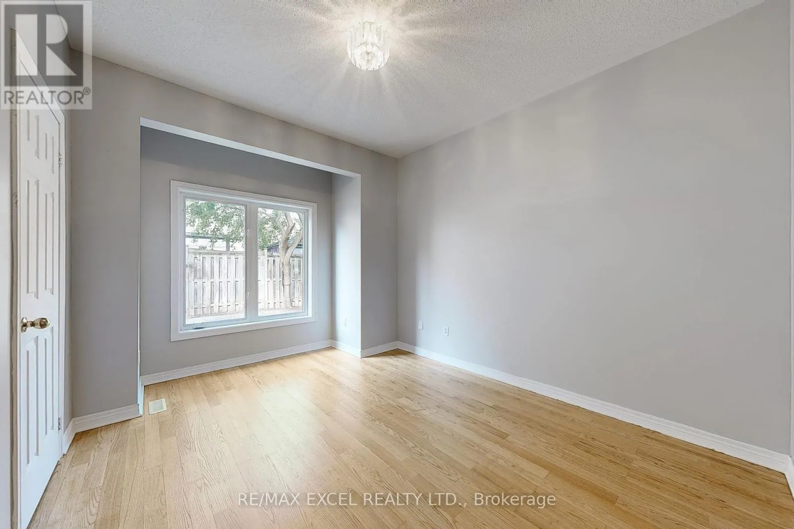 38 AYHART STREET