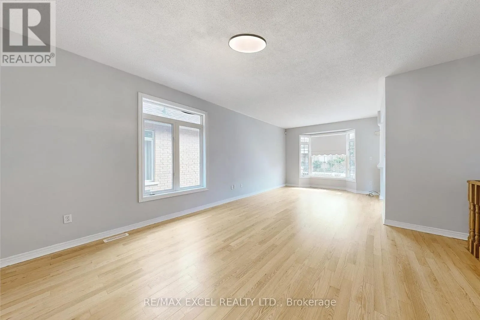 38 AYHART STREET