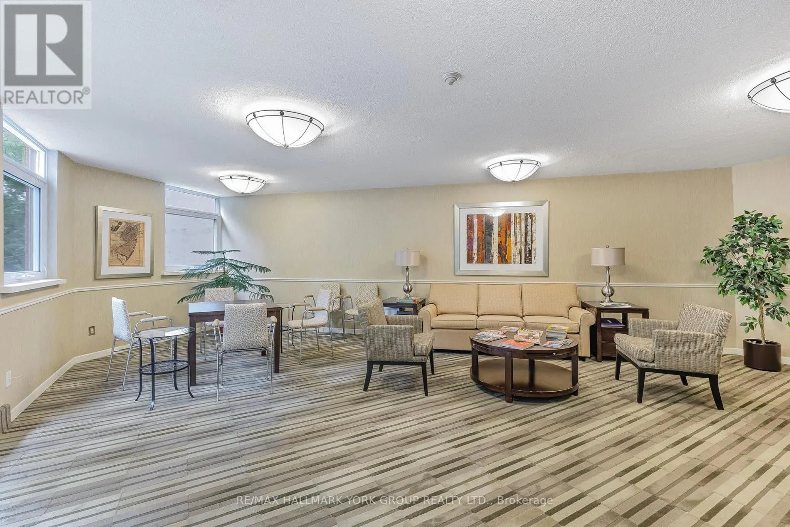 1007 - 7811 YONGE STREET