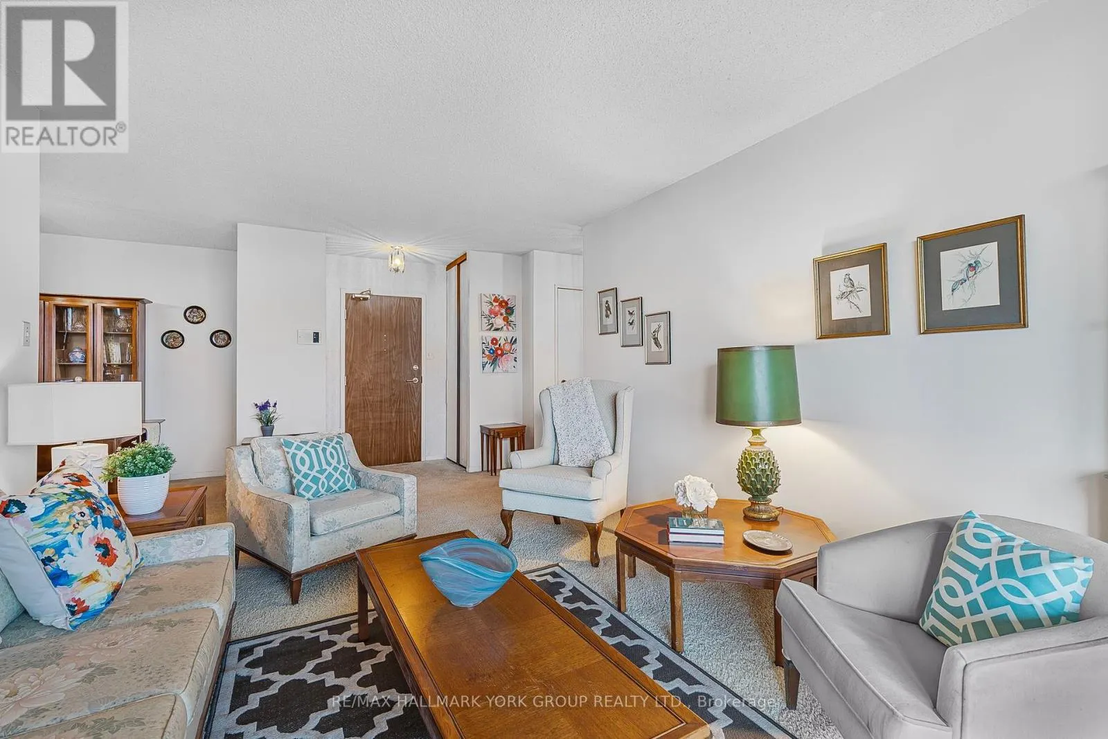 1007 - 7811 YONGE STREET