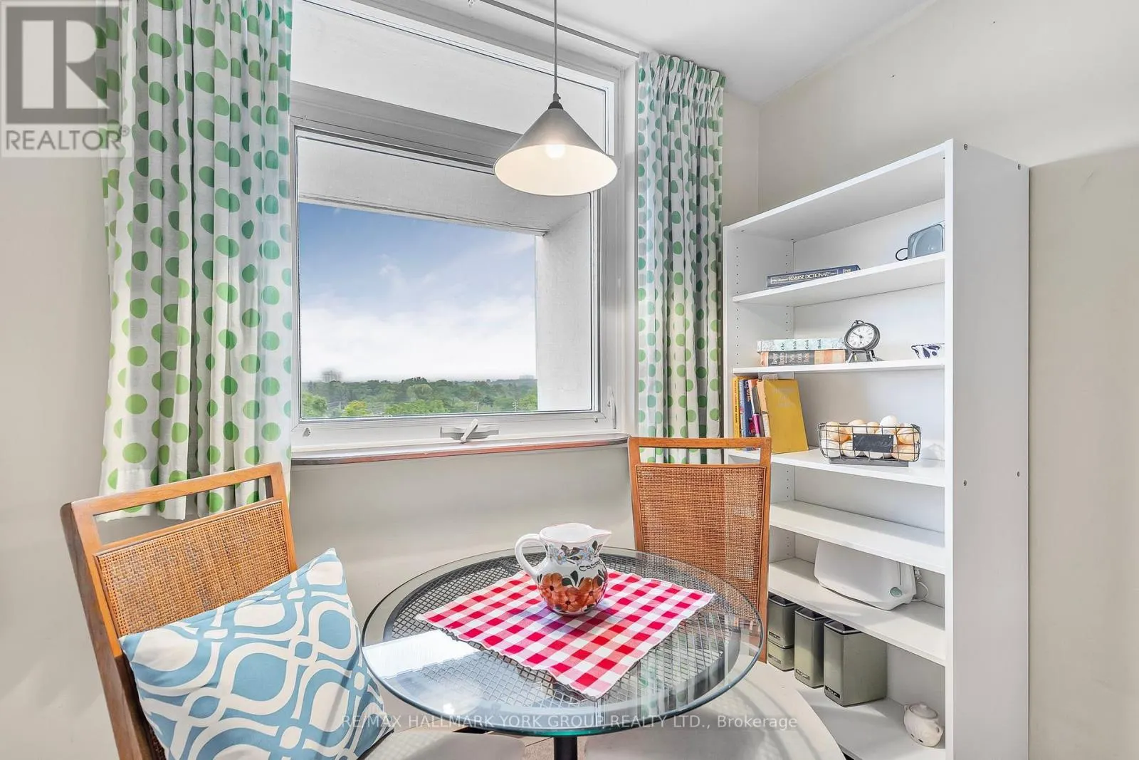 1007 - 7811 YONGE STREET