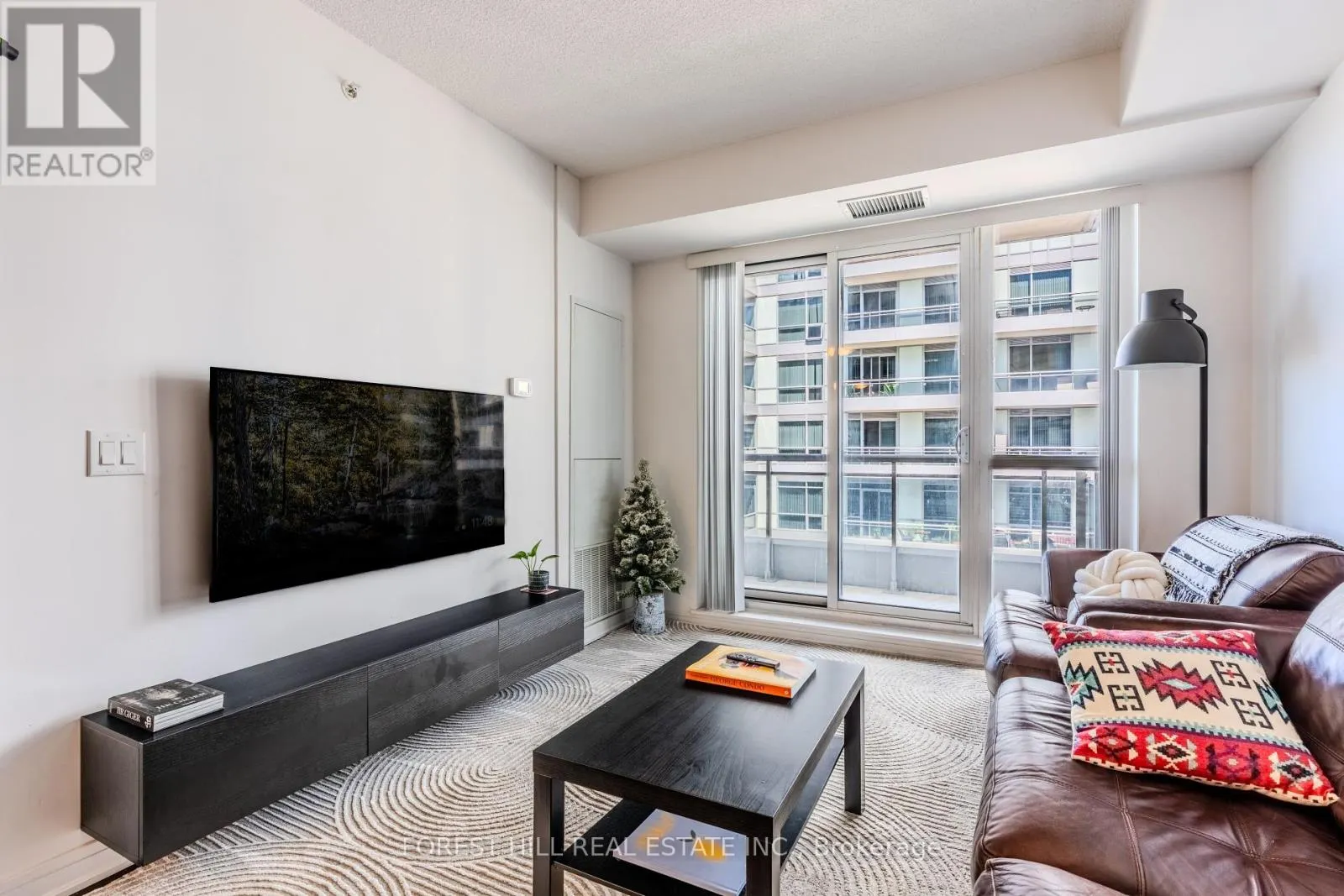 SW908 - 9191 YONGE STREET