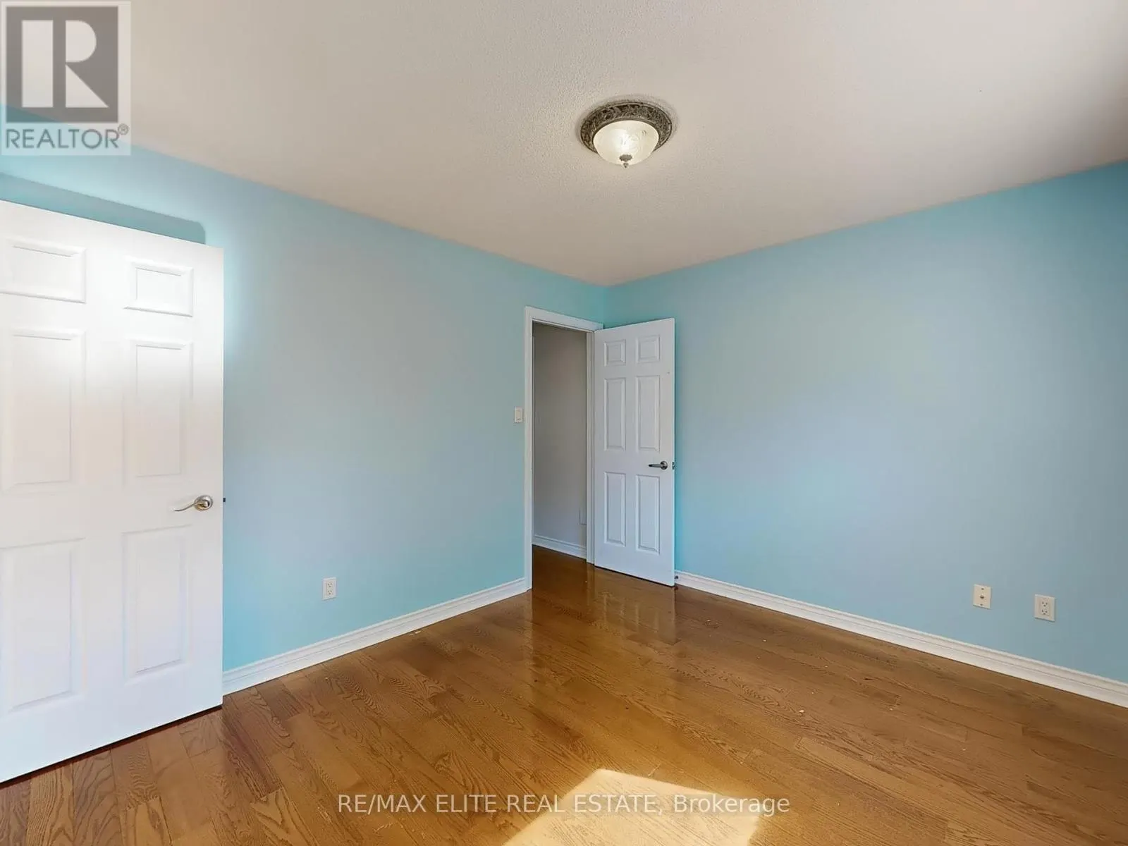 8 MILLPOND PLACE