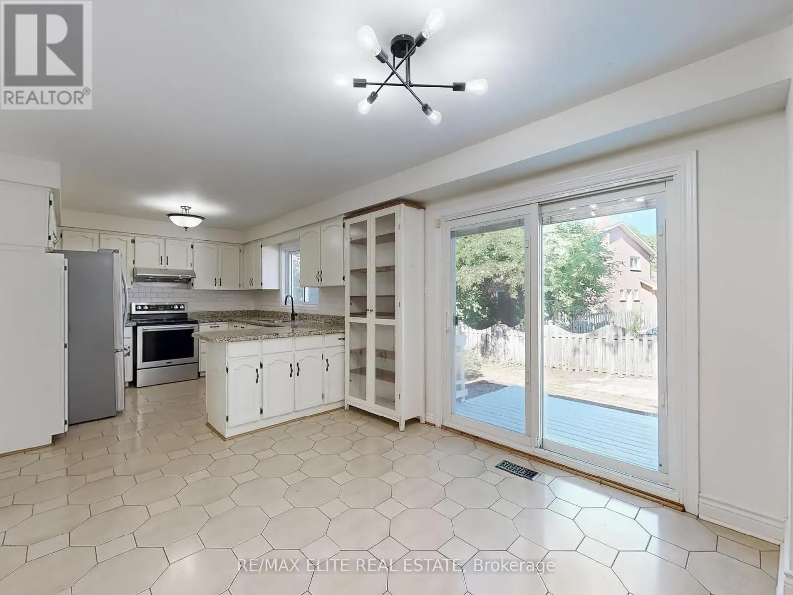 8 MILLPOND PLACE