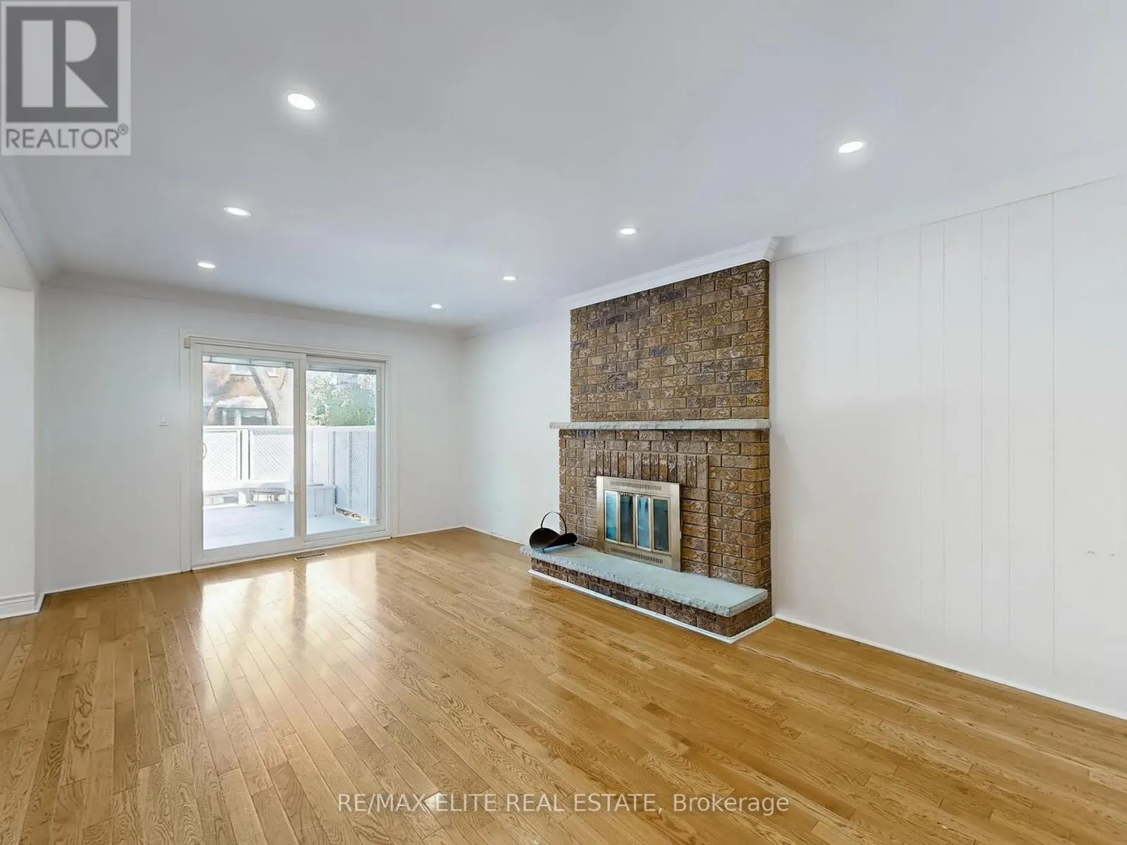 8 MILLPOND PLACE