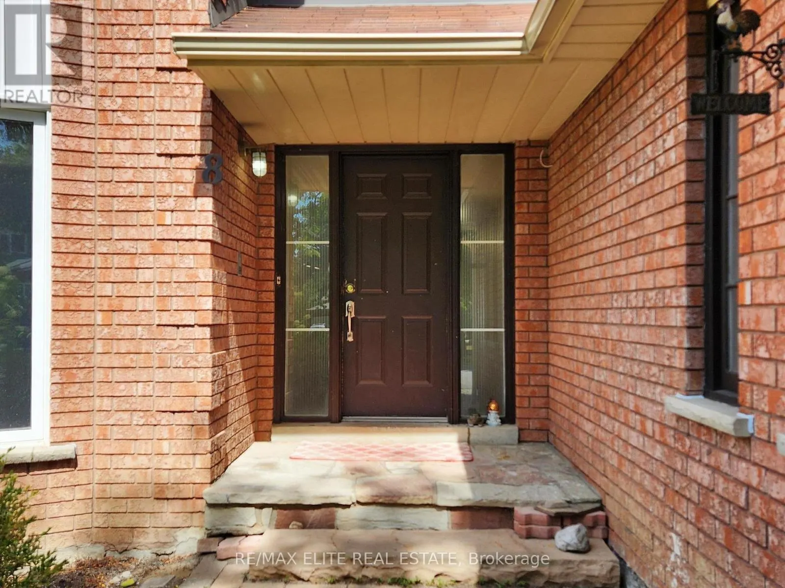 8 MILLPOND PLACE