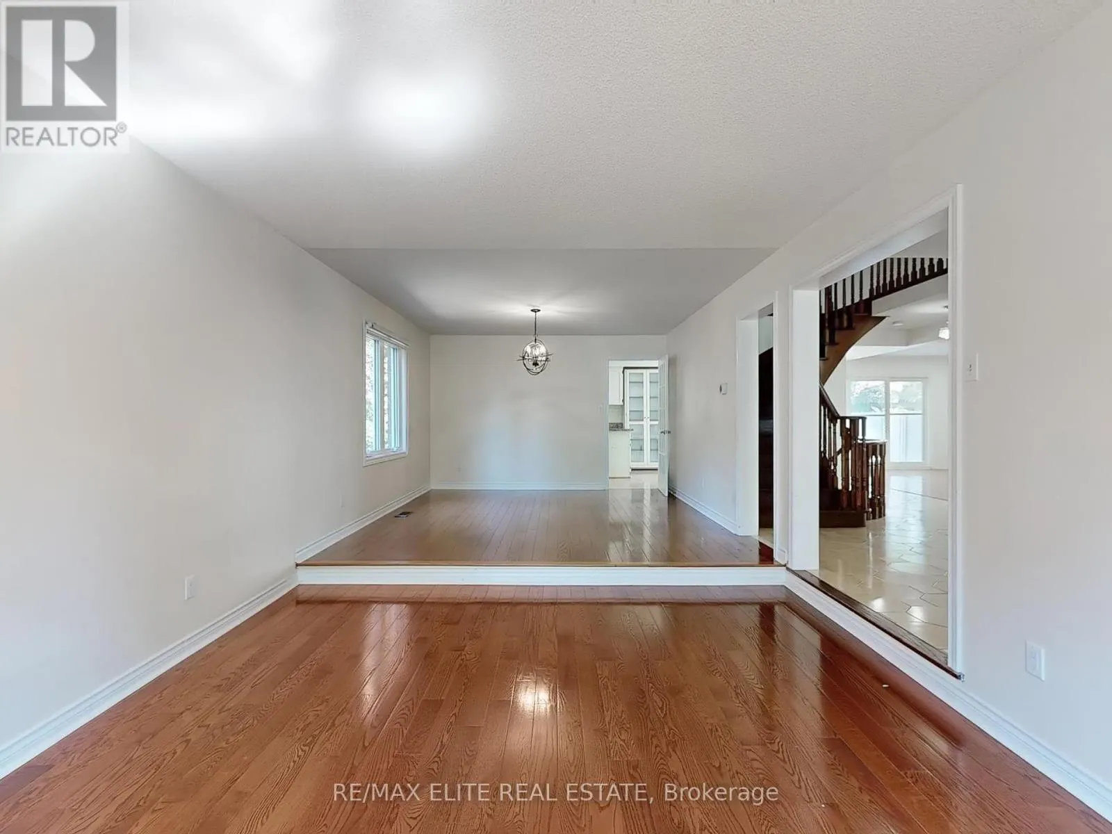 8 MILLPOND PLACE