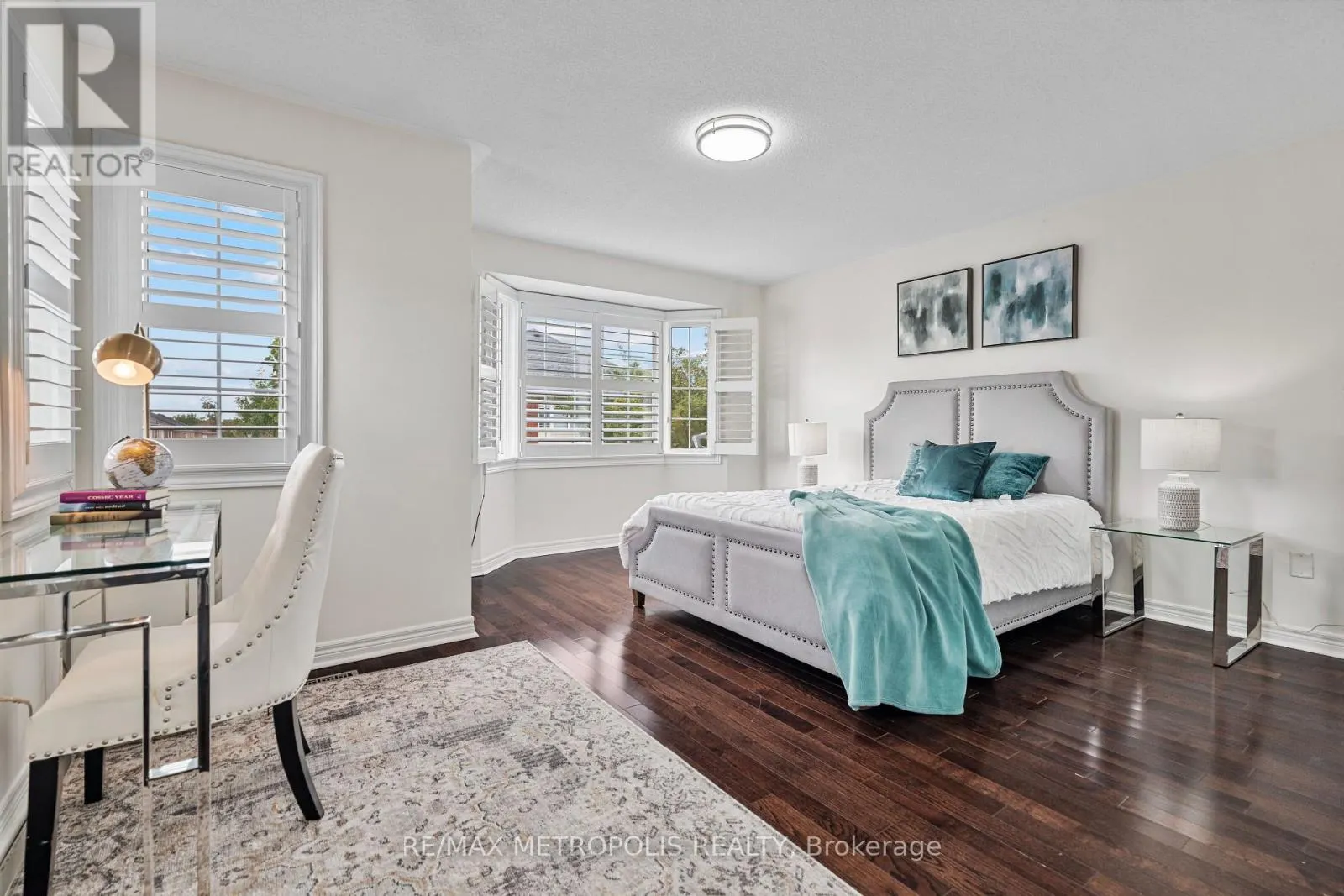71 FORESTBROOK DRIVE