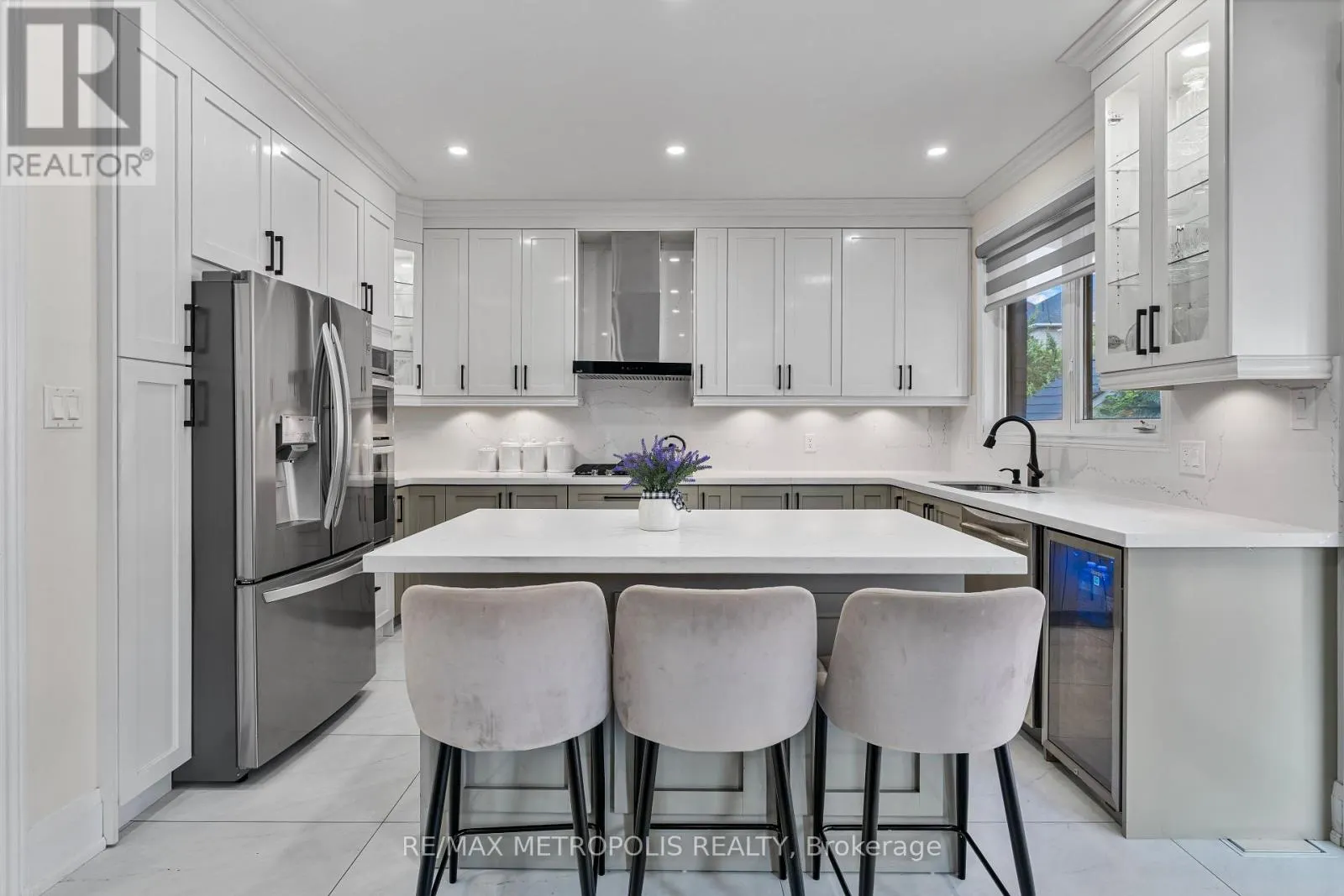 71 FORESTBROOK DRIVE