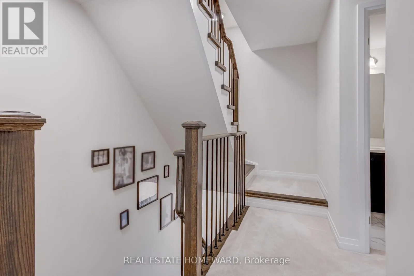 12 - 40 BAYNES WAY