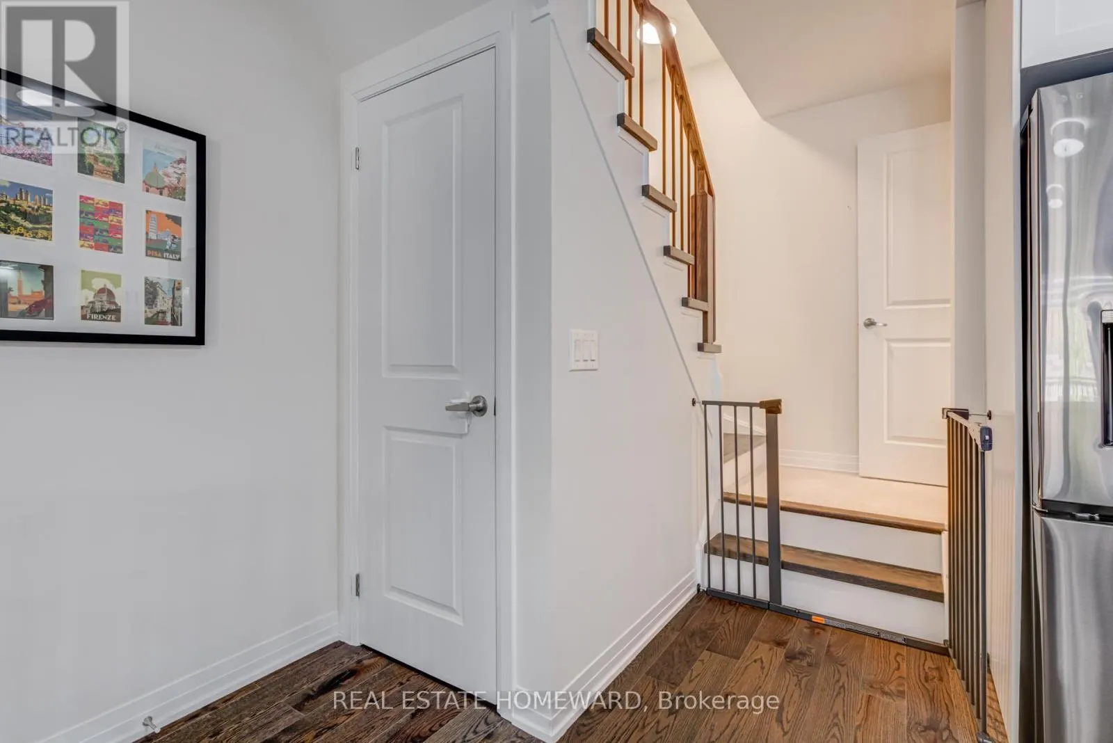 12 - 40 BAYNES WAY