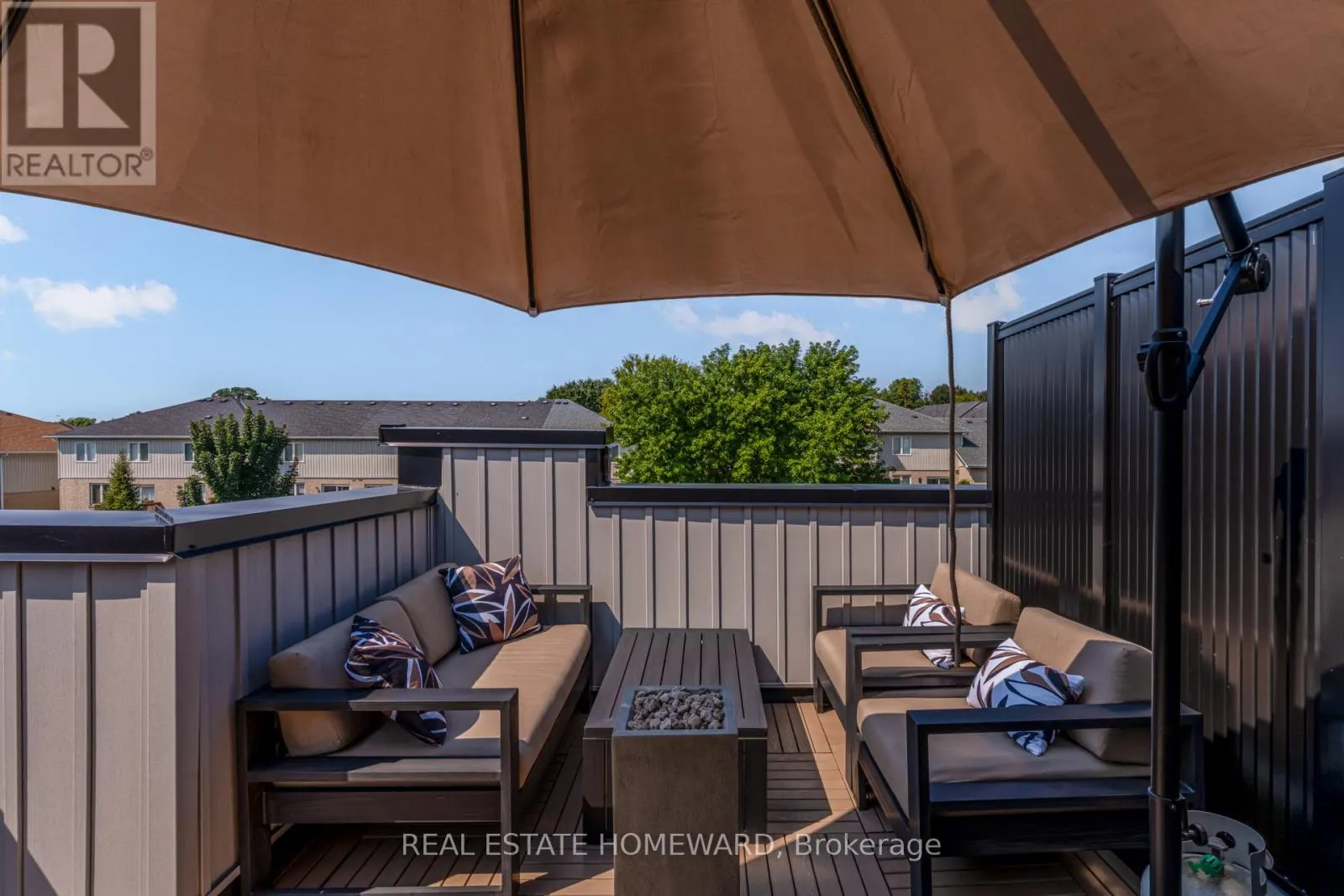 12 - 40 BAYNES WAY