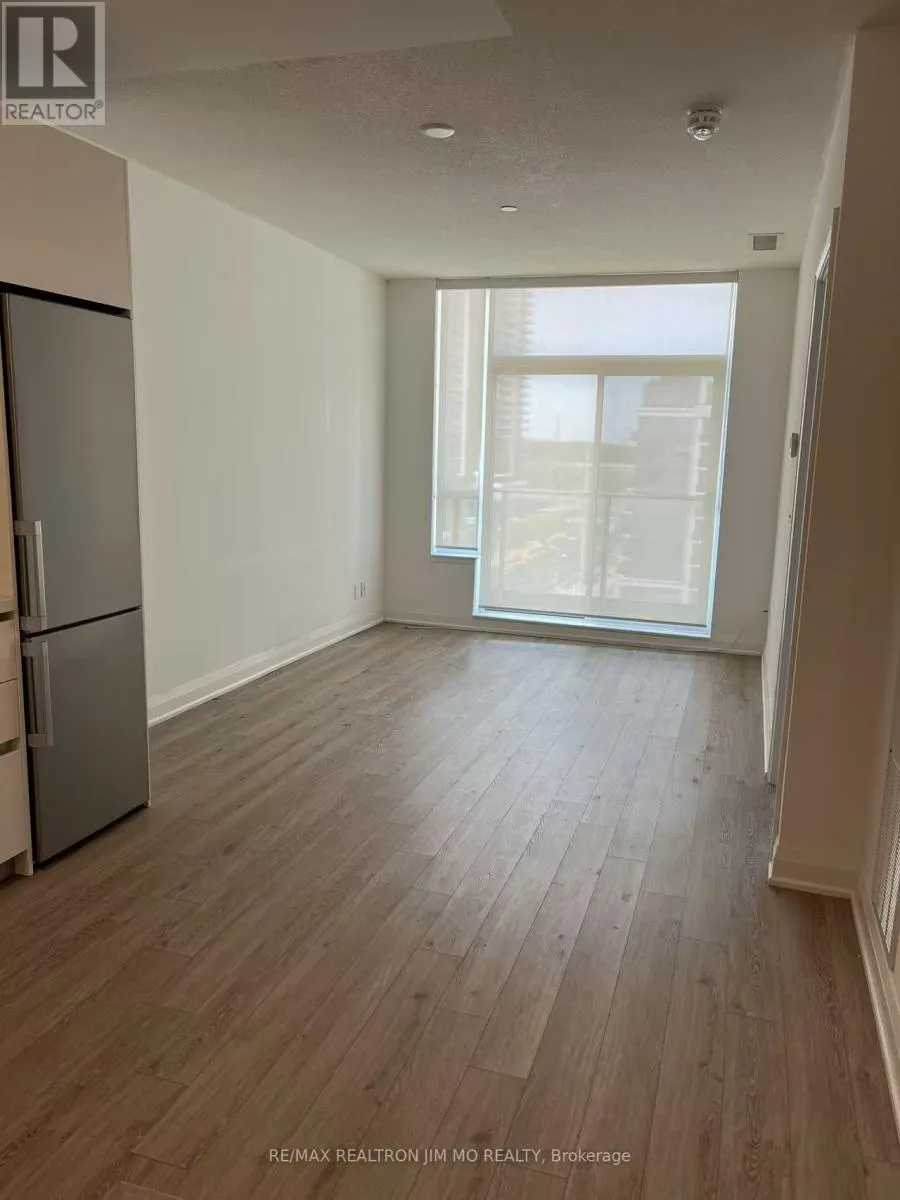 912 - 396 HIGHWAY 7 E