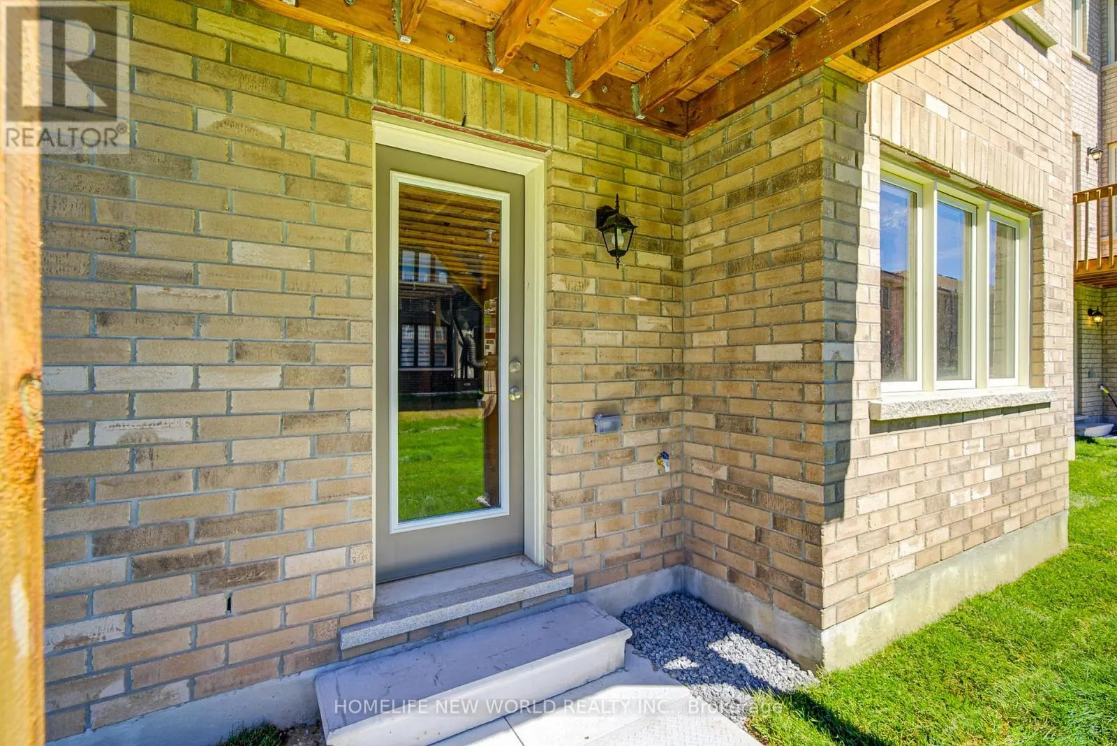 120 KENNETH ROGERS CRESCENT