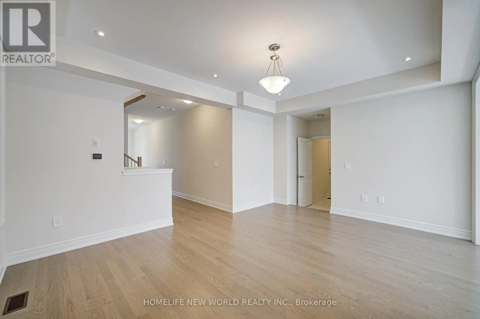 120 KENNETH ROGERS CRESCENT