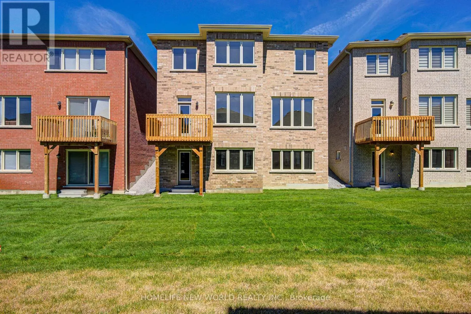 120 KENNETH ROGERS CRESCENT