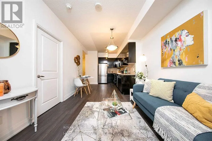 727 - 7165 YONGE STREET