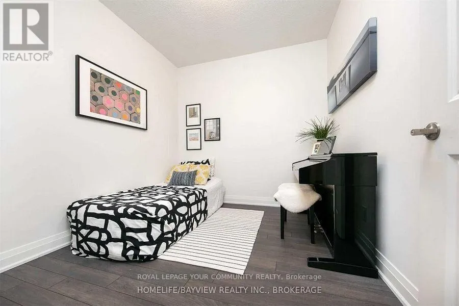 727 - 7165 YONGE STREET