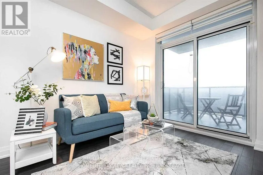727 - 7165 YONGE STREET