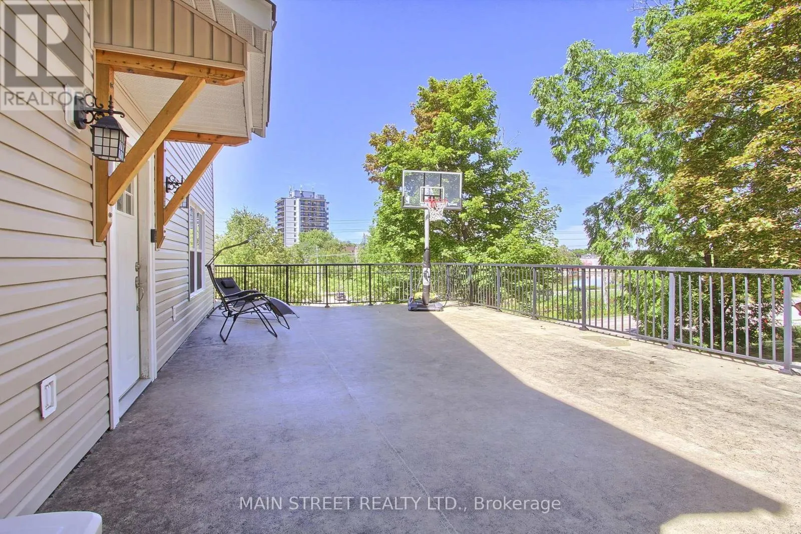 315 COTTER STREET