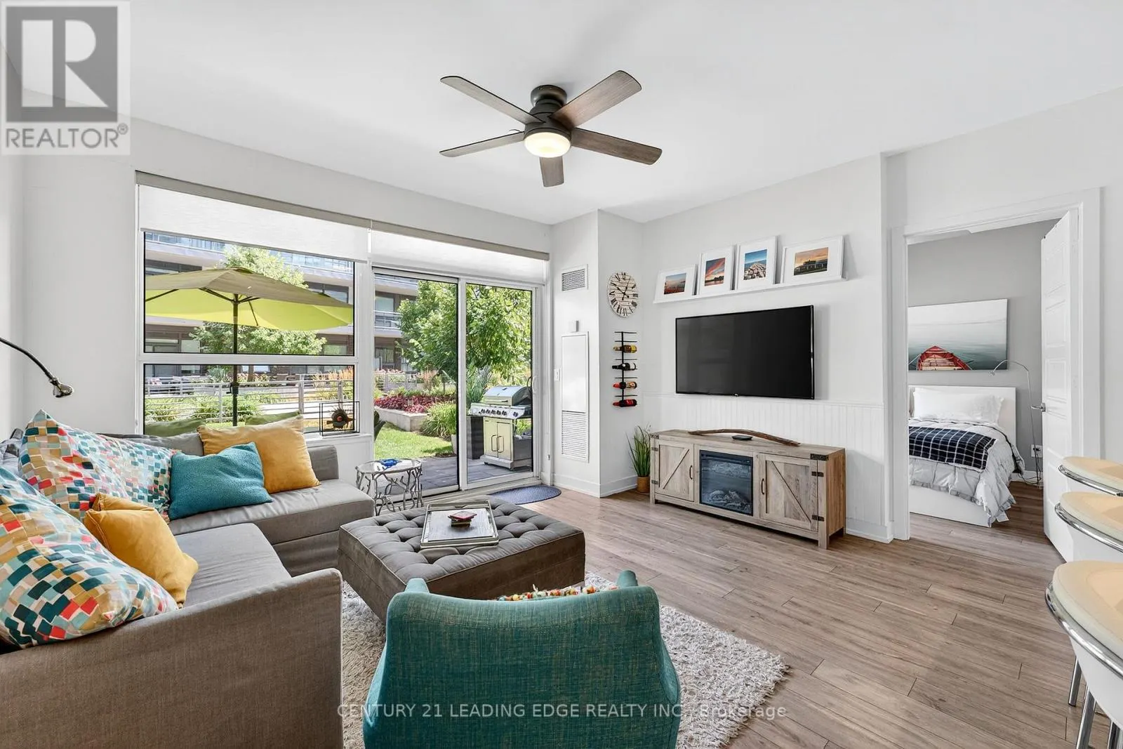 D120 - 333 SEA RAY AVENUE