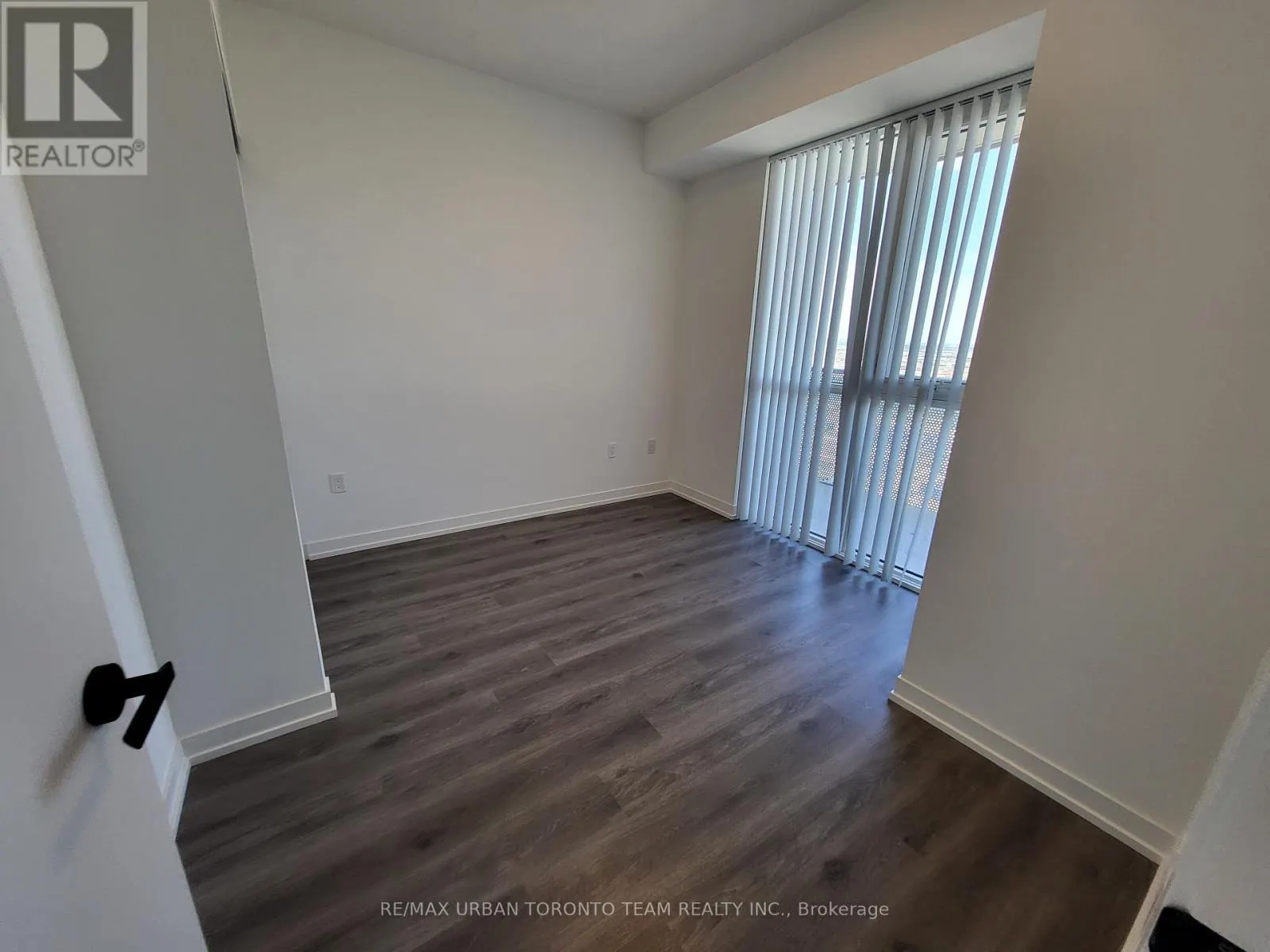3308 - 28 INTERCHANGE WAY