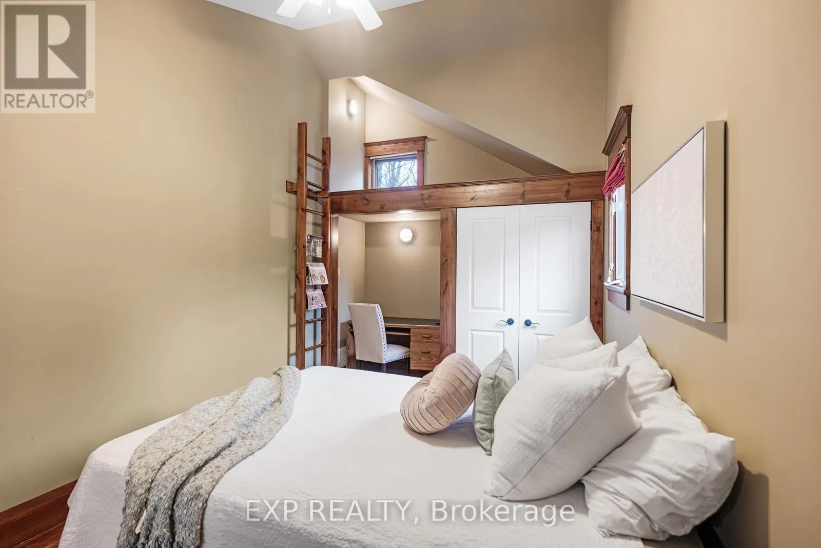 18340 BATHURST STREET
