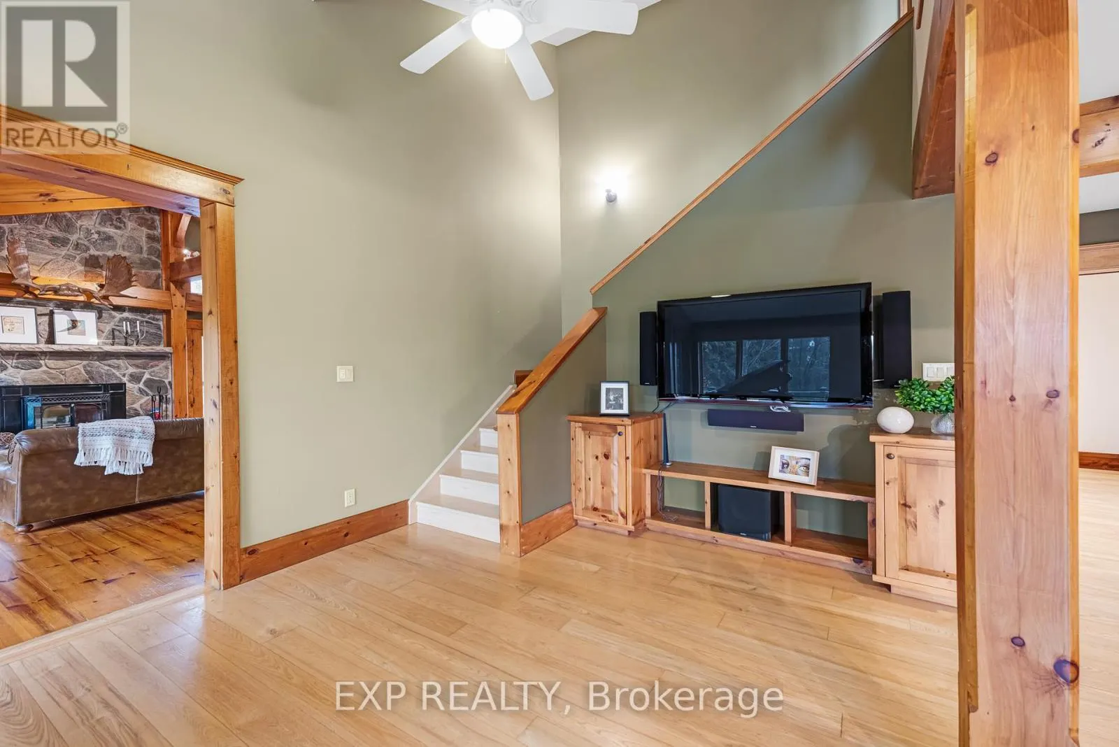 18340 BATHURST STREET